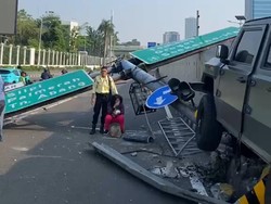 Pelajaran dari Kecelakaan Mobil Maung TNI Tabrak Tiang di Exit Tol Slipi