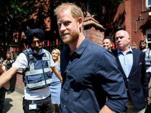 Harry Sudah Bertemu Raja Charles, tapi William Masih Ogah Komunikasi
