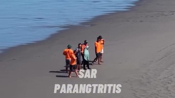 Heboh Wanita Ceburkan Diri ke Tengah Laut Parangtritis