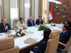 Prabowo Didampingi Bos Danantara Bertemu 3 Eks PM Thailand, Ini yang Dibahas
