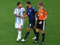 Cerita Bek Cape Verde: Cek Messi Manusia atau Bukan