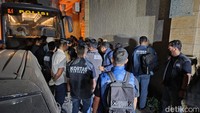Masih Berlanjut, Polisi Kembali Geledah Ruko di Cipete Jaksel!