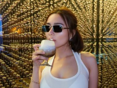 Wika Salim Gemar Ngopi, Berburu Kafe Sampai ke Korea Selatan!