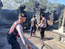 9 Palinggih Pura di Nusa Penida Hangus Terbakar, Kerugian Rp 1,5 Miliar