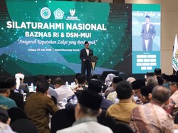Ketua DSN-MUI Ajak Perusahaan Tunaikan Zakat Lewat BAZNAS