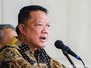 Febrie Adriansyah Mundur dari Jampidsus