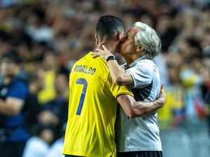 Masa Depan Ronaldo di Timnas Portugal Menurut Pelatih Baru