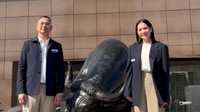 Gaya Smart Casual Nagita Slavina Hadiri IPO RANS, Pakai Blazer Navy