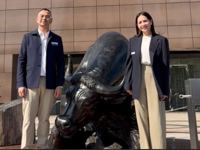 Gaya Smart Casual Nagita Slavina Hadiri IPO RANS, Pakai Blazer Navy