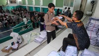 Perlengkapan Sekolah Gratis untuk Pelajar Kurang Mampu