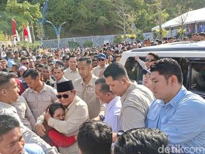 Kalah 2 Kali Tetap Didukung, Prabowo Mengaku Banyak Utang ke Warga NTB