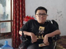 Kisah Rasha, Penyandang Disabilitas yang Suka Robotika Tembus UGM Tanpa Bimbel