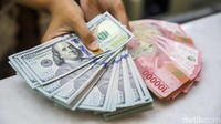 Pesan buat yang Pegang Dolar, S&P Prediksi Nilai Tukar Balik ke Rp 17.700/US$