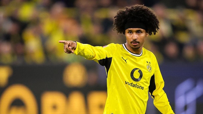 Barcelona-Dortmund Sepakati Transfer Karim Adeyemi.