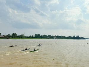 Dukungan Polisi di Pelalawan Boat Racing, Pesona Wisata Sungai Kampar
