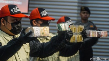KPK Sita Emas 2,5 Kg dan Uang dari Bupati Sukoharjo, Total Capai Rp 21,2 M