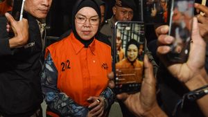 KPK Tahan Bupati Sukoharjo Etik Suryani Usai OTT Dugaan Pemerasan