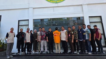 Berita dari Detik Finance: OJK Serahkan Tersangka Dugaan Pidana Perbankan ke Jaksa