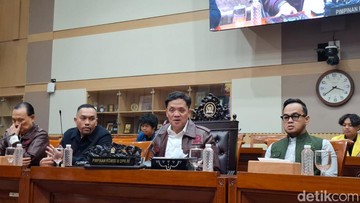 Komisi III DPR Usul Kejagung Bentuk Tim Independen Usut Kasus yang Jerat Febrie