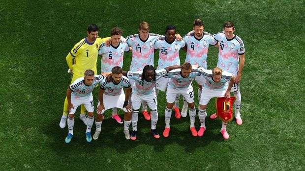Spanyol vs Belgia Soccer Football - FIFA World Cup 2026 - Quarter Final - Spain v Belgium - Los Angeles Stadium, Inglewood, California, U.S. - July 10, 2026 Belgium players pose for a team group photo before the match REUTERS/Carlos Barria