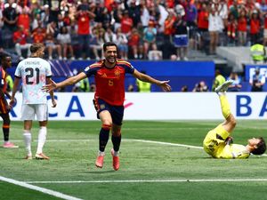 Spanyol Vs Belgia: Merino Loloskan La Furia Roja ke Semifinal