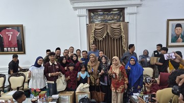Tak Punya Status WN, 6 Anak PMI Dijemput Pemkab Gresik agar Bisa Sekolah