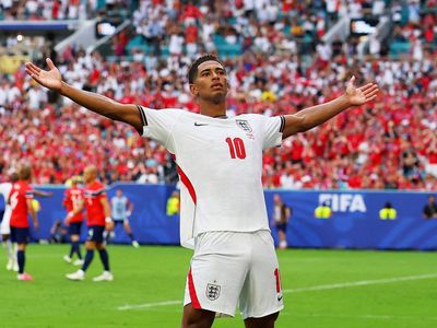 Brace Bellingham Bawa Inggris ke Semifinal