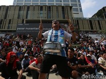 Euforia Nobar Argentina Vs Swiss di Sarinah