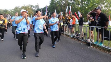 Kapolda Sumsel &amp; Forkopimda Sapa Ribuan Peserta Sumsel Bhayangkara Run