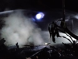 Rumah Mangku Net Hangus Terbakar di Jembrana, Kerugian Rp 250 Juta