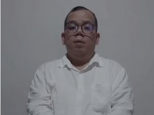 Pemotor yang Pukul Polisi Usai Ditegur Lawan Arah di Jaktim Minta Maaf