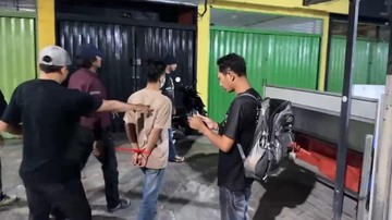 Polisi Tangkap 1 Pencuri Motor di Showroom Tangerang, Pelaku Lain Diburu
