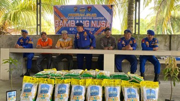 Program JALUR Polda Riau Sambang Warga Pesisir dam Tanam Pohon di Dumai