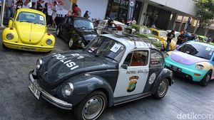 Puluhan VW Beetle Lawas Dipamerkan di Sarinah