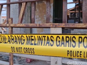 Video: Geger! Toko Material di Purwakarta Meledak, 1 Orang Tewas