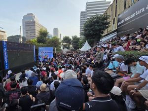 Serunya CFD Sudirman-Thamrin Pagi Ini, Warga Kumpul Nonton Bareng Piala Dunia