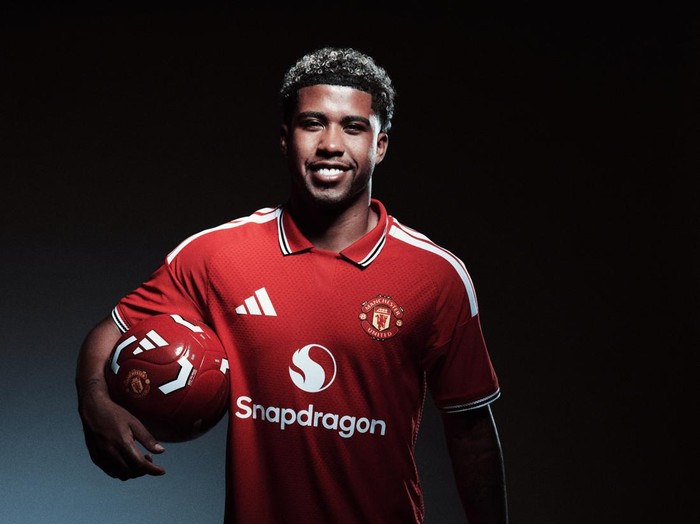 MANCHESTER, ENGLAND - JULY 13: (EXCLUSIVE COVERAGE) Andrey Santos of Manchester United poses after signing for the club at Carrington Training Ground on July 13, 2026 in Manchester, England. (Photo by Manchester United/Manchester United via Getty Ima