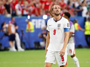 Dua Langkah Tersisa untuk Inggris Menjadi Juara Dunia