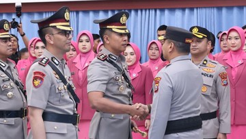 Kapolda Riau Pimpin Sertijab Dirintel, Kabid Humas hingga 4 Kapolres
