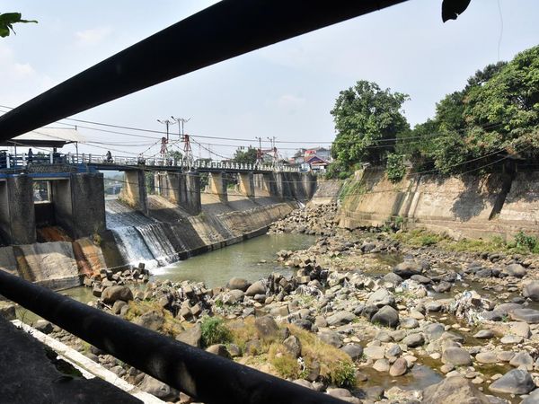 Kemarau Bikin TMA Katulampa Susut Jadi 10 Cm