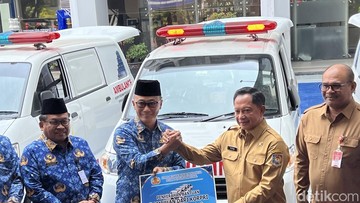 KORPRI Salurkan Bantuan 5 Ambulans untuk Wilayah Terdampak Bencana Sumatera