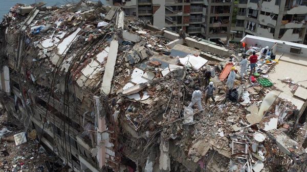 Potret Pilu, Warga Venezuela Bertahan di Tengah Puing-Puing Bangunan Pascagempa