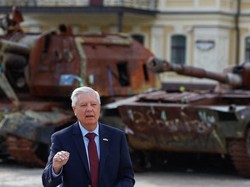 Senator AS Meninggal Usai ke Ukraina, Muncul Dugaan Dihabisi Rusia-Iran