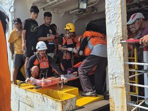 Jalur Tertutup Kapal Kandas, 253 Penumpang KM Sewindu di Babel Dievakuasi
