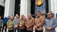 Hadir di Pemakaman Khamenei, Muzani Ungkap Pesan Prabowo ke Pemerintah Iran