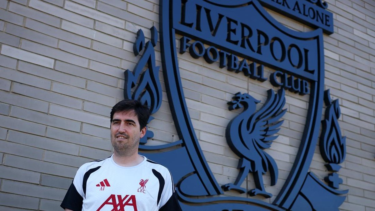 Andoni Iraola ingin Liverpool beli pemain baru lagi. (REUTERS/Phil Noble)