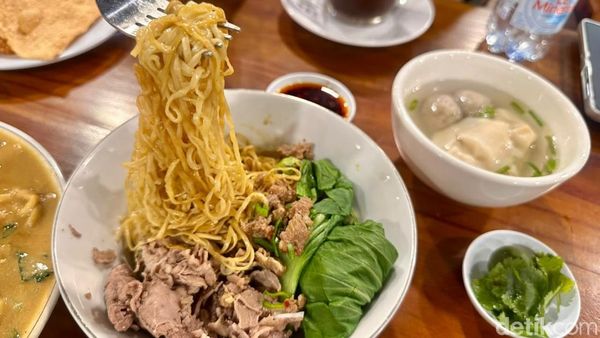 Slurpp! Aneka Olahan Bakmie Fresh dan Homemade Ada di Blok M
