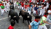 Festival San Fermin Tetap Ramai Meski Lari Banteng Picu Cedera