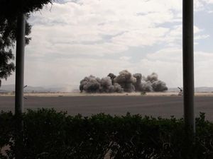 Yaman Klaim Serang Bandara Sanaa untuk Gagalkan Pesawat Iran Mendarat