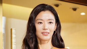 5 Potret Jun Ji Hyun Tampil Makin Glowing dengan Kulit Tan, Banjir Pujian